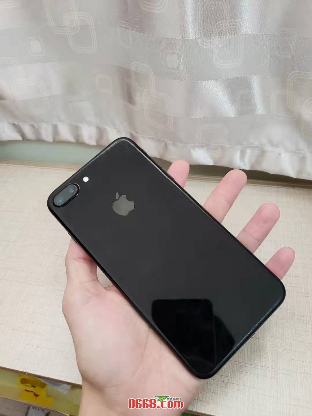 152248djwf9m6xnb0bwbzf.jpg