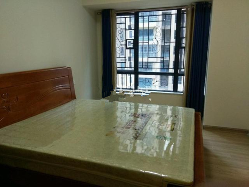 号:9239 碧桂园(翡翠郡)家电齐全 116平米 3房2厅 看房方便 出租1800元/月